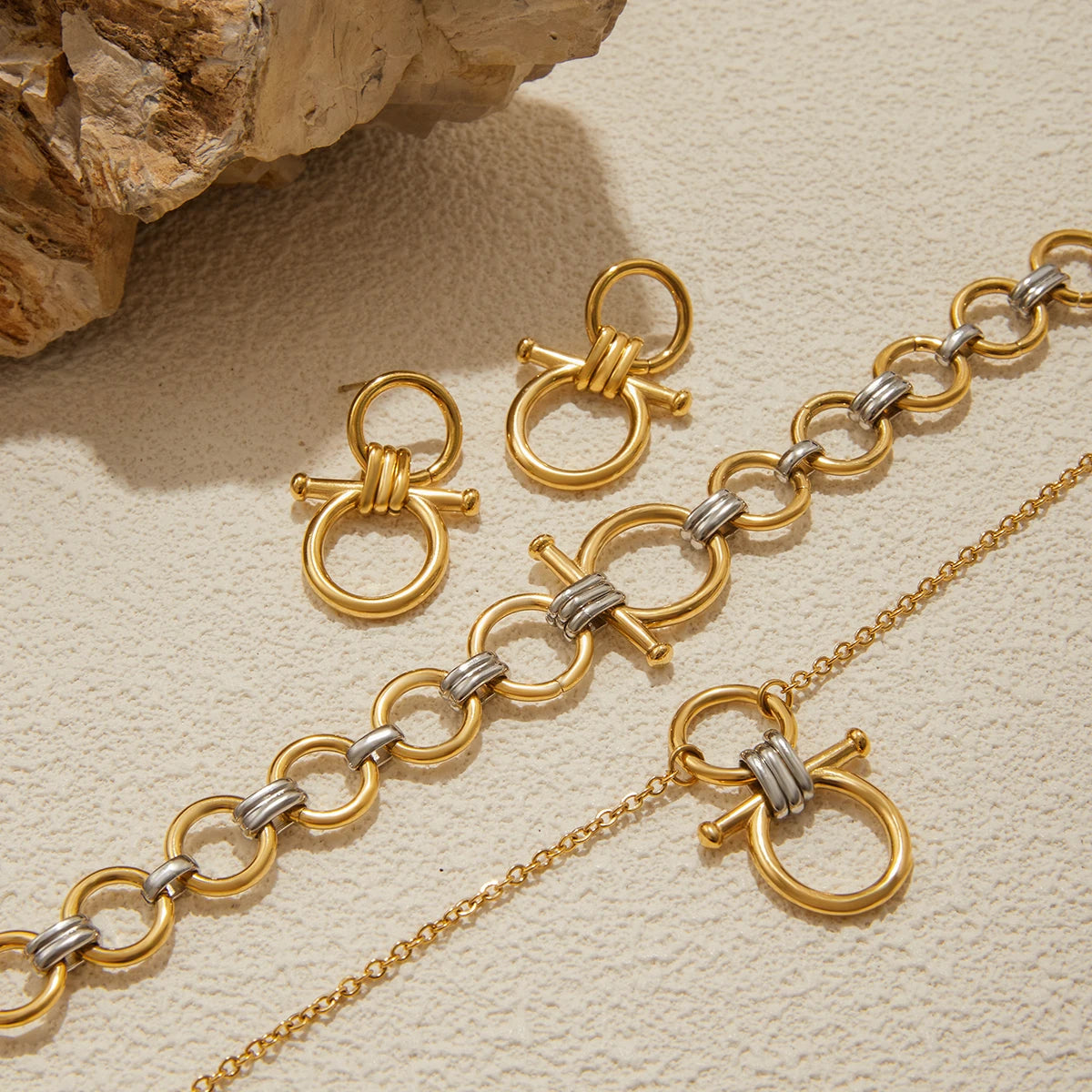 Two-Tone Link Chain Jewelry Set – Bold Modern Necklace, Bracelet & Earrings