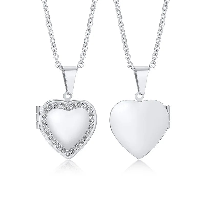 Gold-Plated Stainless Steel Locket Necklace – Timeless Oval or Heart Pendant