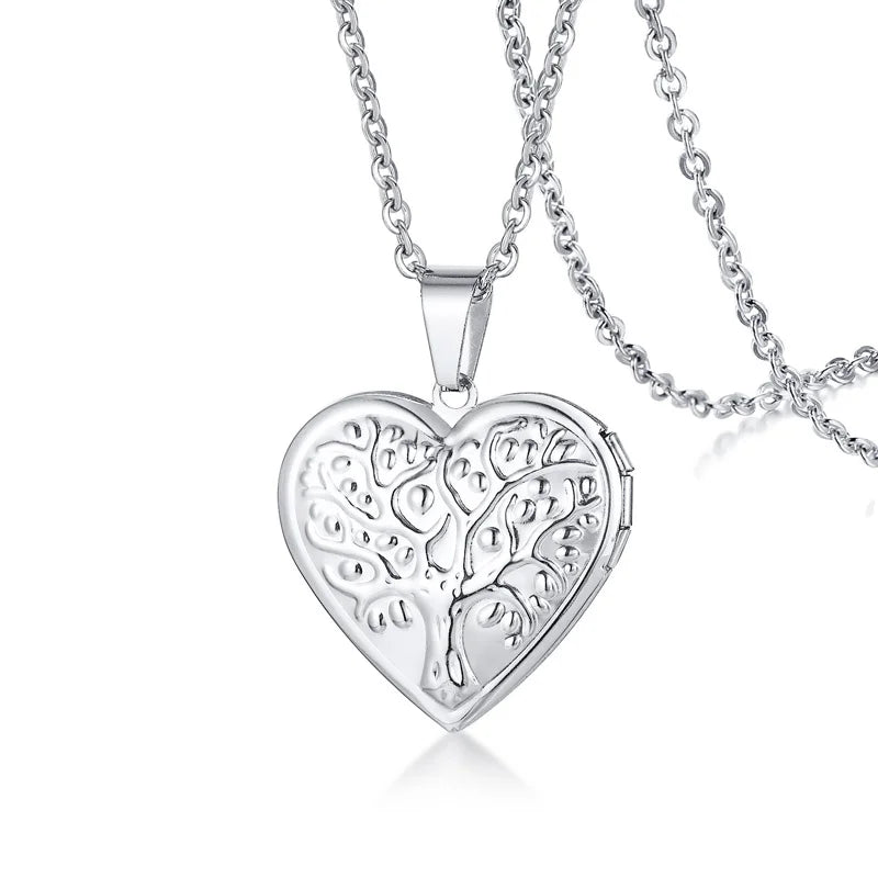 Gold-Plated Stainless Steel Locket Necklace – Timeless Oval or Heart Pendant