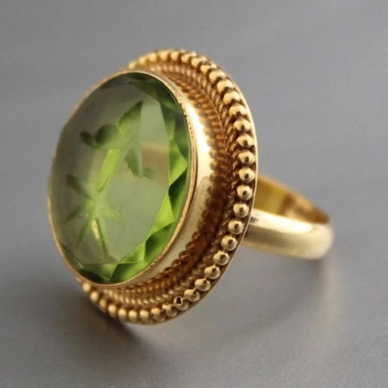 Vintage Inspired Green Zircon Statement Ring – Antique-Style Round Setting