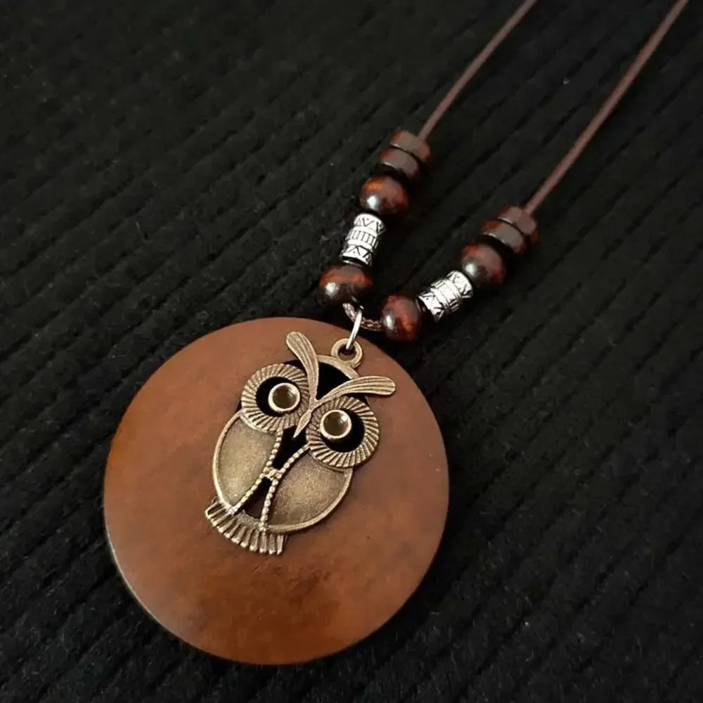 Selection of Retro Wooden Pendant Alloy Chain Necklace