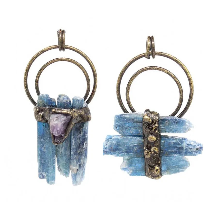 Natural Blue Kyanite Crystal Pendant – Raw Stone in Copper Setting