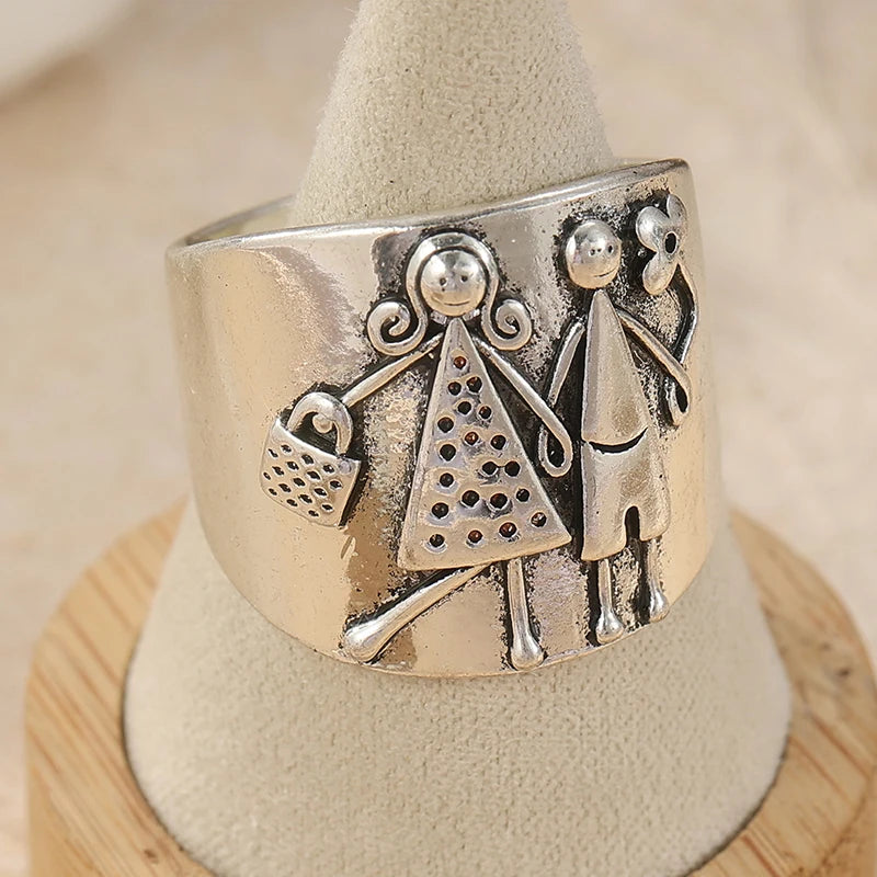 Vintage Silver-Plated Copper Ring – Sculpted Couple Holding Hands
