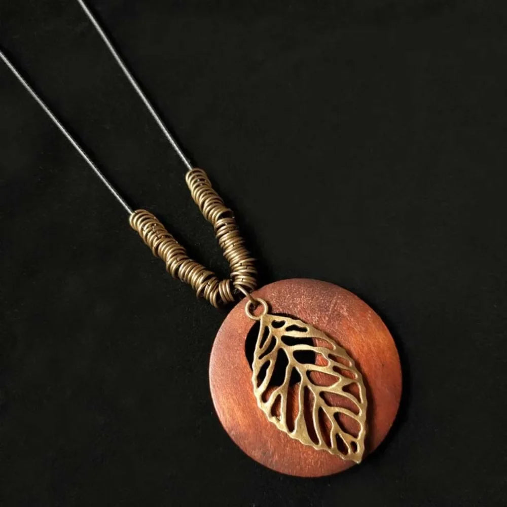 Selection of Retro Wooden Pendant Alloy Chain Necklace