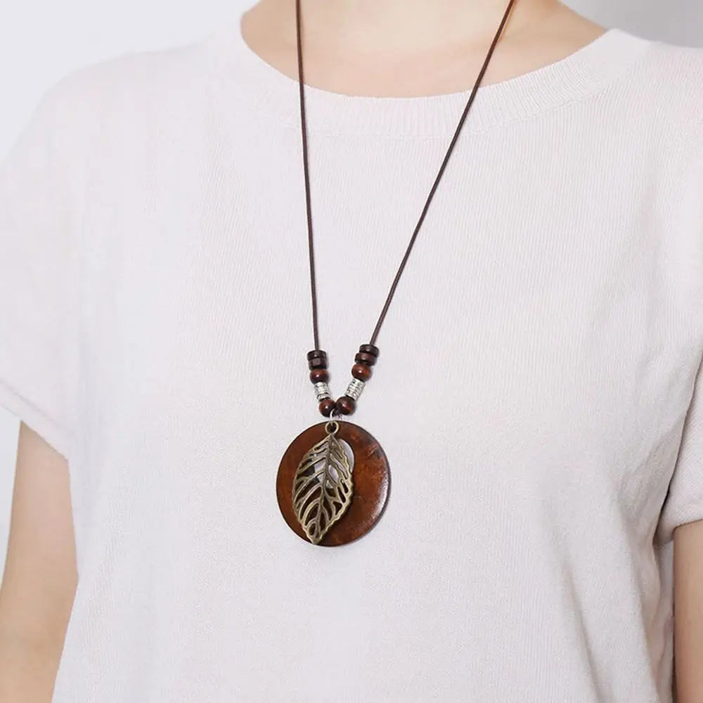 Selection of Retro Wooden Pendant Alloy Chain Necklace