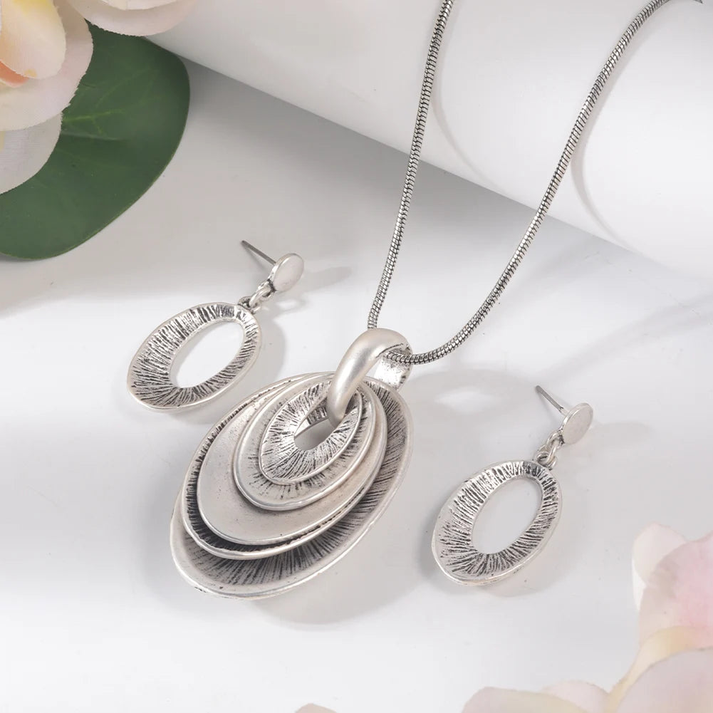 Oval Pendant Necklace & Earrings Set in Alloy - Bold Statement