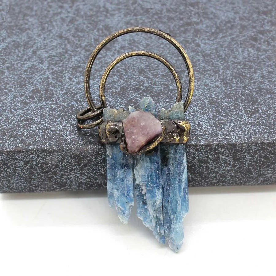 Natural Blue Kyanite Crystal Pendant – Raw Stone in Copper Setting