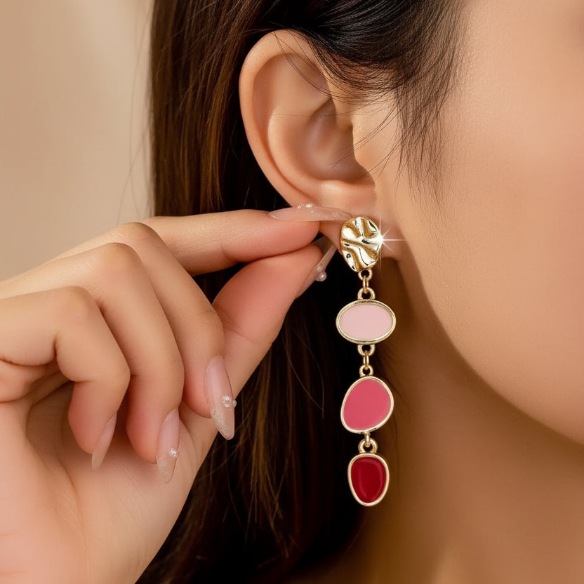 Elegant Gold-Plated Oil-Drip Stud Earrings in Alloy