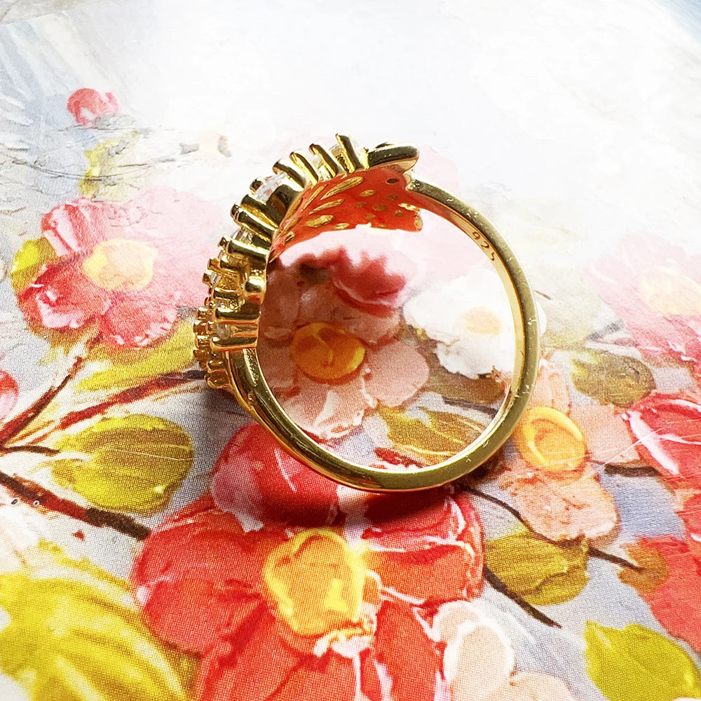 Gold-plated Daisy Cocktail Ring in Sterling Silver with Zircons