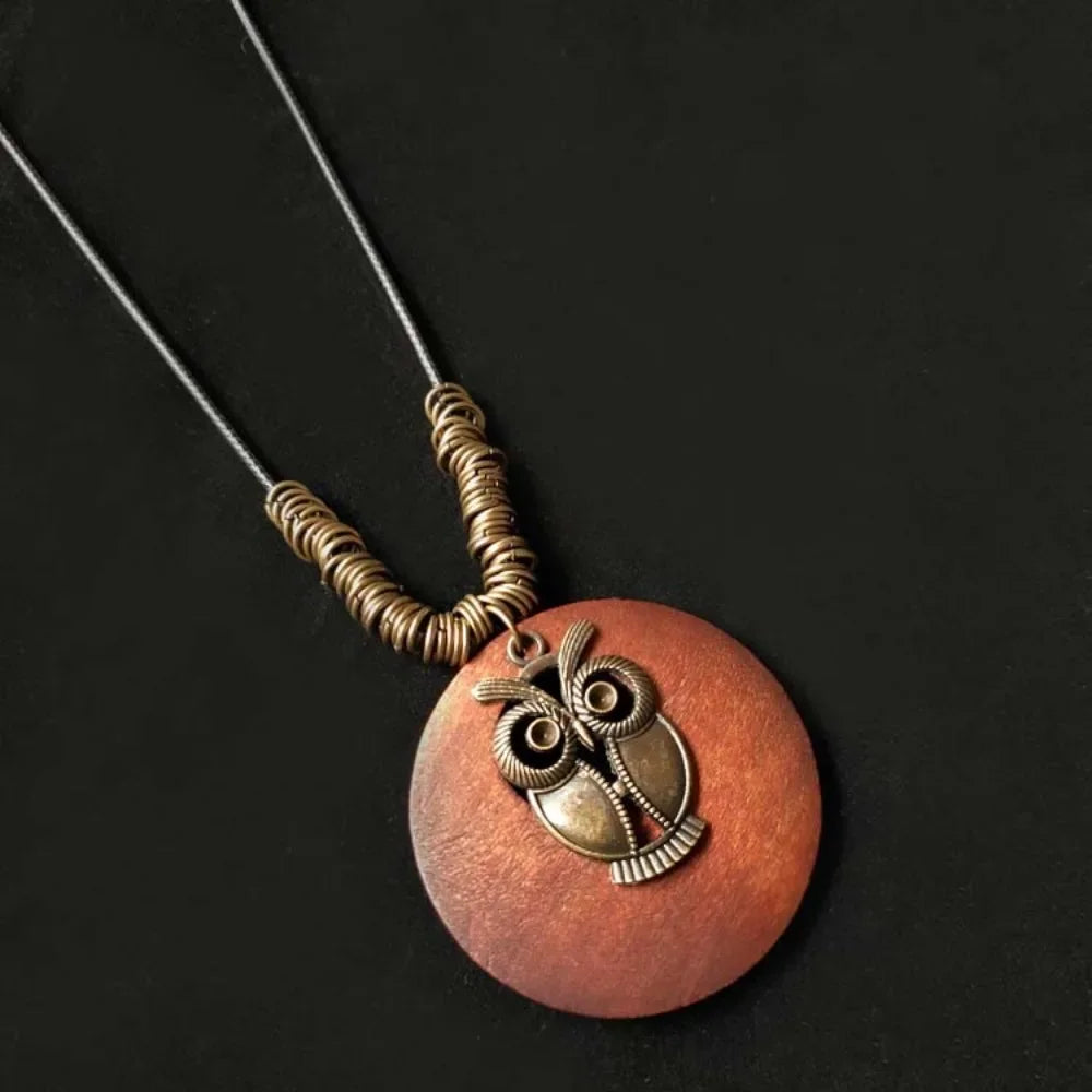 Selection of Retro Wooden Pendant Alloy Chain Necklace