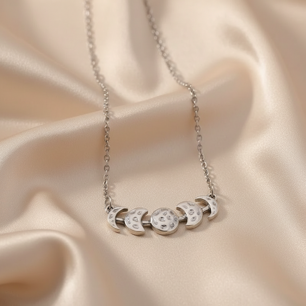 Hammered Moon Crescent Alloy Necklace